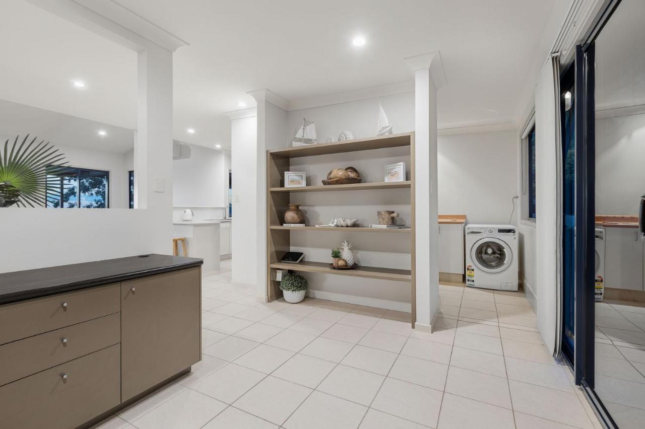 Currumbin Beachside Retreat Holiday home
