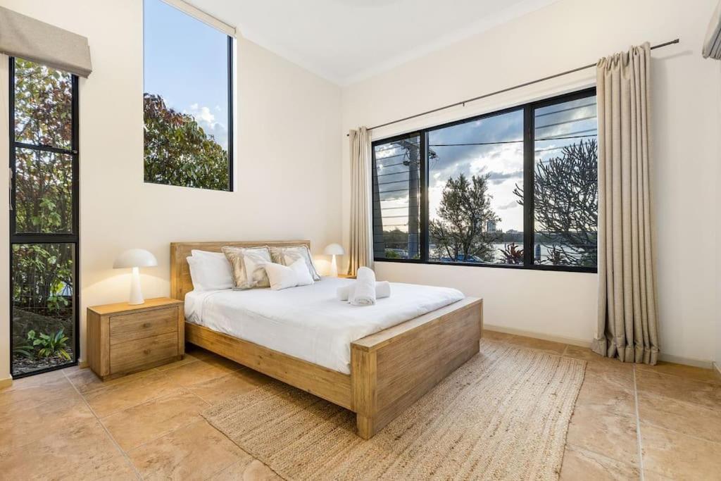 Holiday home Currumbin Beachside Retreat
