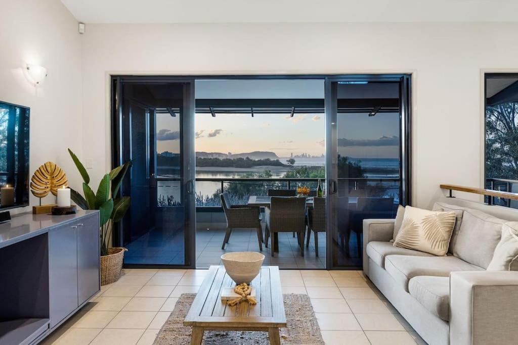 Currumbin Beachside Retreat *